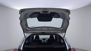 Used 2015 Ford Figo [2015-2019] Titanium 1.2 Ti-VCT Petrol Manual interior DICKY DOOR OPEN VIEW