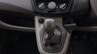 Used 2014 Datsun GO [2014-2019] T Petrol Manual interior GEAR  KNOB VIEW