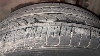 Used 2015 Maruti Suzuki Swift [2011-2017] LXi Petrol Manual tyres LEFT REAR TYRE TREAD VIEW