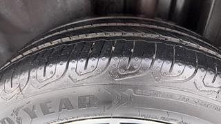 Used 2021 Volkswagen Vento Highline 1.0L TSI Petrol Manual tyres LEFT REAR TYRE TREAD VIEW