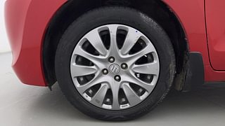 Used 2017 Maruti Suzuki Baleno [2015-2019] Alpha AT Petrol Petrol Automatic tyres LEFT FRONT TYRE RIM VIEW