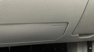 Used 2019 Mahindra XUV 300 W8 (O) Diesel Diesel Manual top_features Knee airbags