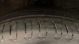 Used 2020 Honda City ZX CVT Petrol Automatic tyres RIGHT FRONT TYRE TREAD VIEW