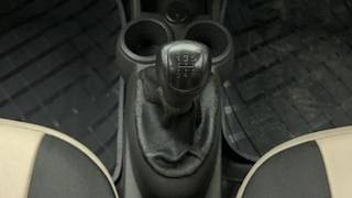 Used 2012 Chevrolet Beat [2009-2014] LS Petrol Petrol Manual interior GEAR  KNOB VIEW