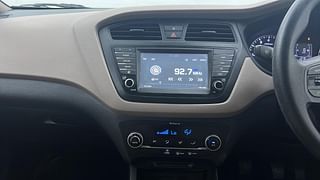 Used 2017 Hyundai Elite i20 [2014-2018] Asta 1.2 Petrol Manual interior MUSIC SYSTEM & AC CONTROL VIEW