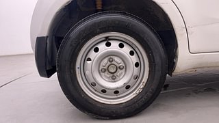 Used 2016 Maruti Suzuki Ritz [2012-2017] Ldi Diesel Manual tyres RIGHT REAR TYRE RIM VIEW