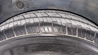 Used 2010 Hyundai i10 [2007-2010] Sportz 1.2 Petrol Petrol Manual tyres RIGHT REAR TYRE TREAD VIEW