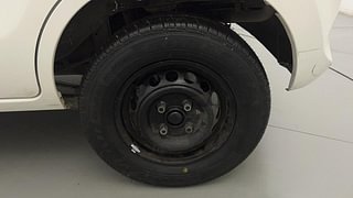 Used 2013 Maruti Suzuki Alto 800 [2012-2016] Lxi Petrol Manual tyres LEFT REAR TYRE RIM VIEW