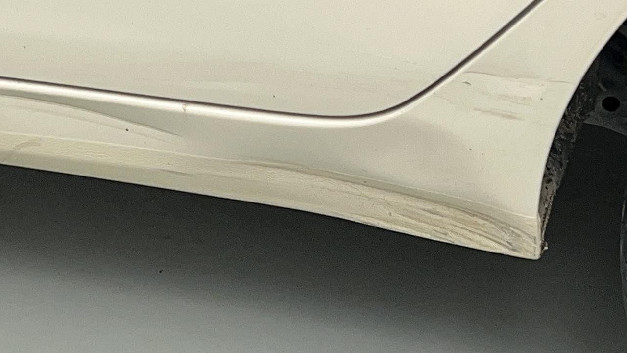Used 2013 Hyundai Grand i10 [2013-2017] Magna 1.2 Kappa VTVT Petrol Manual dents MINOR DENT