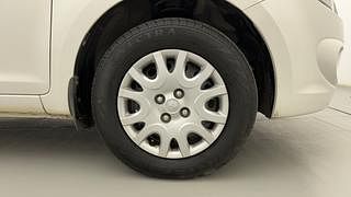 Used 2011 Hyundai i20 [2008-2012] Magna 1.2 Petrol Manual tyres RIGHT FRONT TYRE RIM VIEW