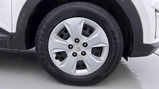 Used 2016 Hyundai Creta [2015-2018] 1.6 S Petrol Petrol Manual tyres RIGHT FRONT TYRE RIM VIEW