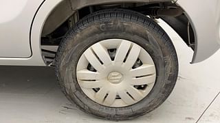 Used 2016 Maruti Suzuki Alto 800 [2016-2019] Lxi Petrol Manual tyres LEFT REAR TYRE RIM VIEW