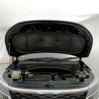 Used 2020 Kia Seltos GTX Plus Petrol Manual engine ENGINE & BONNET OPEN FRONT VIEW