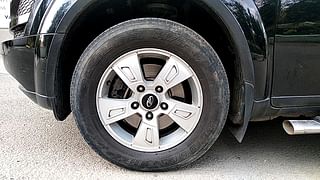 Used 2014 Mahindra XUV500 [2011-2015] W8 Diesel Manual tyres LEFT FRONT TYRE RIM VIEW