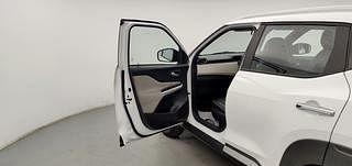 Used 2022 Nissan Magnite XV Premium Turbo CVT Petrol Automatic interior LEFT FRONT DOOR OPEN VIEW