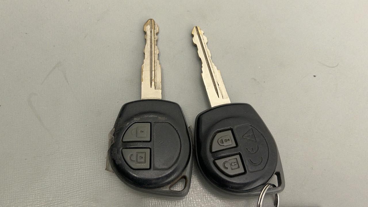 Used 2019 Maruti Suzuki Baleno [2015-2019] Delta Petrol Petrol Manual extra CAR KEY VIEW