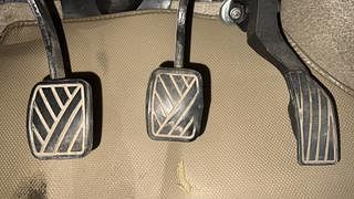 Used 2016 Maruti Suzuki Ertiga [2015-2018] ZXI+ Petrol Manual interior PEDALS VIEW