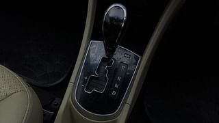 Used 2011 Hyundai Verna [2011-2015] Fluidic 1.6 CRDi SX Opt AT Diesel Automatic interior GEAR  KNOB VIEW