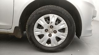 Used 2014 Honda Amaze [2013-2018] 1.2 S i-VTEC Petrol Manual tyres RIGHT FRONT TYRE RIM VIEW