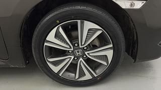 Used 2019 Honda Civic [2019-2021] ZX CVT Petrol Petrol Automatic tyres RIGHT FRONT TYRE RIM VIEW