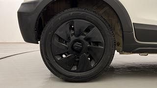 Used 2019 Maruti Suzuki Celerio X [2017-2021] VXi (O) AMT Petrol Automatic tyres RIGHT REAR TYRE RIM VIEW