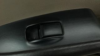 Used 2011 Hyundai i10 [2010-2016] Sportz 1.2 Petrol Petrol Manual top_features Rear power window