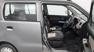 Used 2014 Maruti Suzuki Wagon R 1.0 [2013-2019] LXi CNG Petrol+cng Manual interior RIGHT SIDE FRONT DOOR CABIN VIEW