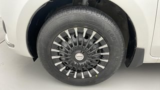 Used 2018 Maruti Suzuki Dzire [2017-2020] VXI AMT Petrol Automatic tyres LEFT FRONT TYRE RIM VIEW