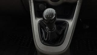 Used 2015 Hyundai i10 [2010-2016] Magna Petrol Petrol Manual interior GEAR  KNOB VIEW