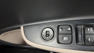 Used 2017 Hyundai Grand i10 [2017-2020] Magna 1.2 Kappa VTVT Petrol Manual top_features Adjustable ORVM