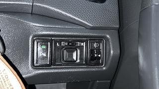 Used 2018 Maruti Suzuki Vitara Brezza [2016-2020] VDi (O) Diesel Manual top_features Adjustable ORVM