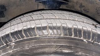 Used 2010 Hyundai i10 [2007-2010] Sportz 1.2 Petrol Petrol Manual tyres LEFT FRONT TYRE TREAD VIEW