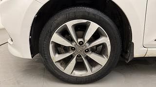 Used 2015 Hyundai Elite i20 [2014-2018] Asta 1.2 Petrol Manual tyres LEFT FRONT TYRE RIM VIEW