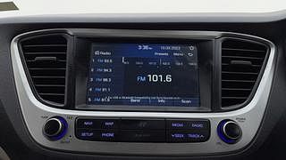 Used 2018 Hyundai Verna [2017-2020] 1.6 VTVT SX Petrol Manual top_features Integrated (in-dash) music system
