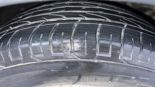 Used 2017 Hyundai Creta [2015-2018] 1.6 SX Plus Auto Diesel Automatic tyres RIGHT FRONT TYRE TREAD VIEW