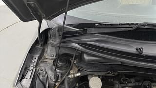 Used 2014 Maruti Suzuki Swift Dzire [2012-2017] LDI Diesel Manual engine ENGINE RIGHT SIDE HINGE & APRON VIEW