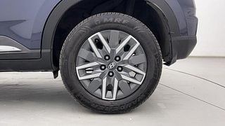 Used 2022 Hyundai Venue [2019-2022] SX 1.5 CRDI Diesel Manual tyres LEFT REAR TYRE RIM VIEW
