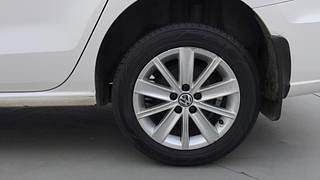 Used 2016 Volkswagen Vento [2015-2019] Highline Petrol AT Petrol Automatic tyres LEFT REAR TYRE RIM VIEW