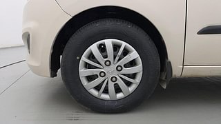 Used 2013 Hyundai i10 [2010-2016] Magna 1.2 Petrol Petrol Manual tyres LEFT FRONT TYRE RIM VIEW