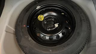 Used 2015 Maruti Suzuki Swift Dzire ZXI Petrol Manual tyres SPARE TYRE VIEW