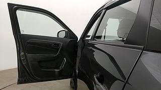 Used 2018 Maruti Suzuki Vitara Brezza [2016-2020] VDi Diesel Manual interior LEFT FRONT DOOR OPEN VIEW