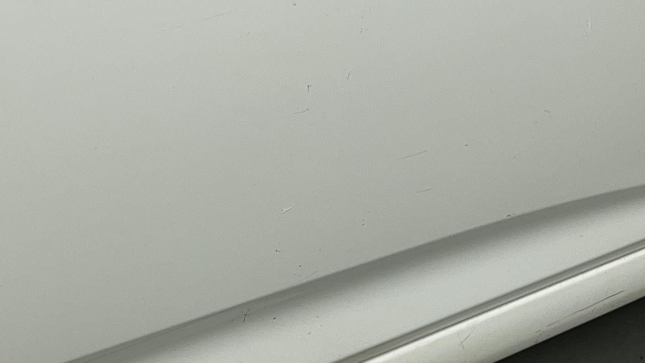 Used 2013 Hyundai Verna [2011-2015] Fluidic 1.6 VTVT SX Opt AT Petrol Automatic dents MINOR SCRATCH