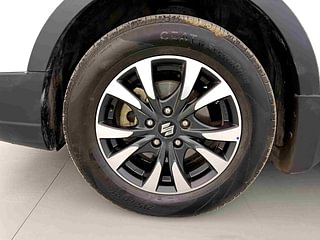 Used 2019 Maruti Suzuki S-Cross [2017-2020] Zeta 1.3 Diesel Manual tyres LEFT FRONT TYRE RIM VIEW