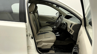 Used 2015 Toyota Etios Liva [2010-2017] VX Petrol Manual interior RIGHT SIDE FRONT DOOR CABIN VIEW