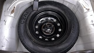 Used 2016 hyundai i10 Sportz 1.1 Petrol Petrol Manual tyres SPARE TYRE VIEW