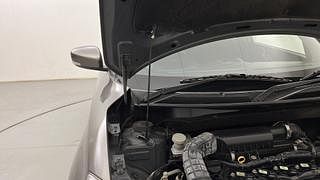Used 2019 Maruti Suzuki Swift [2017-2021] ZXi AMT Petrol Automatic engine ENGINE RIGHT SIDE HINGE & APRON VIEW