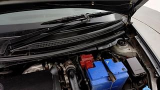 Used 2013 Toyota Etios Liva [2010-2017] GD Diesel Manual engine ENGINE LEFT SIDE HINGE & APRON VIEW