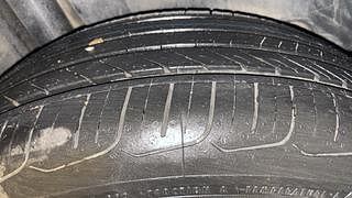 Used 2018 Maruti Suzuki Ciaz Alpha Petrol Petrol Manual tyres RIGHT REAR TYRE TREAD VIEW