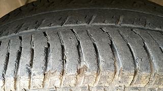 Used 2014 Ford EcoSport [2015-2017] Ambiente 1.5L TDCi Diesel Manual tyres LEFT FRONT TYRE TREAD VIEW