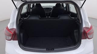 Used 2017 Hyundai Grand i10 [2017-2020] Sportz AT 1.2 Kappa VTVT Petrol Automatic interior DICKY INSIDE VIEW